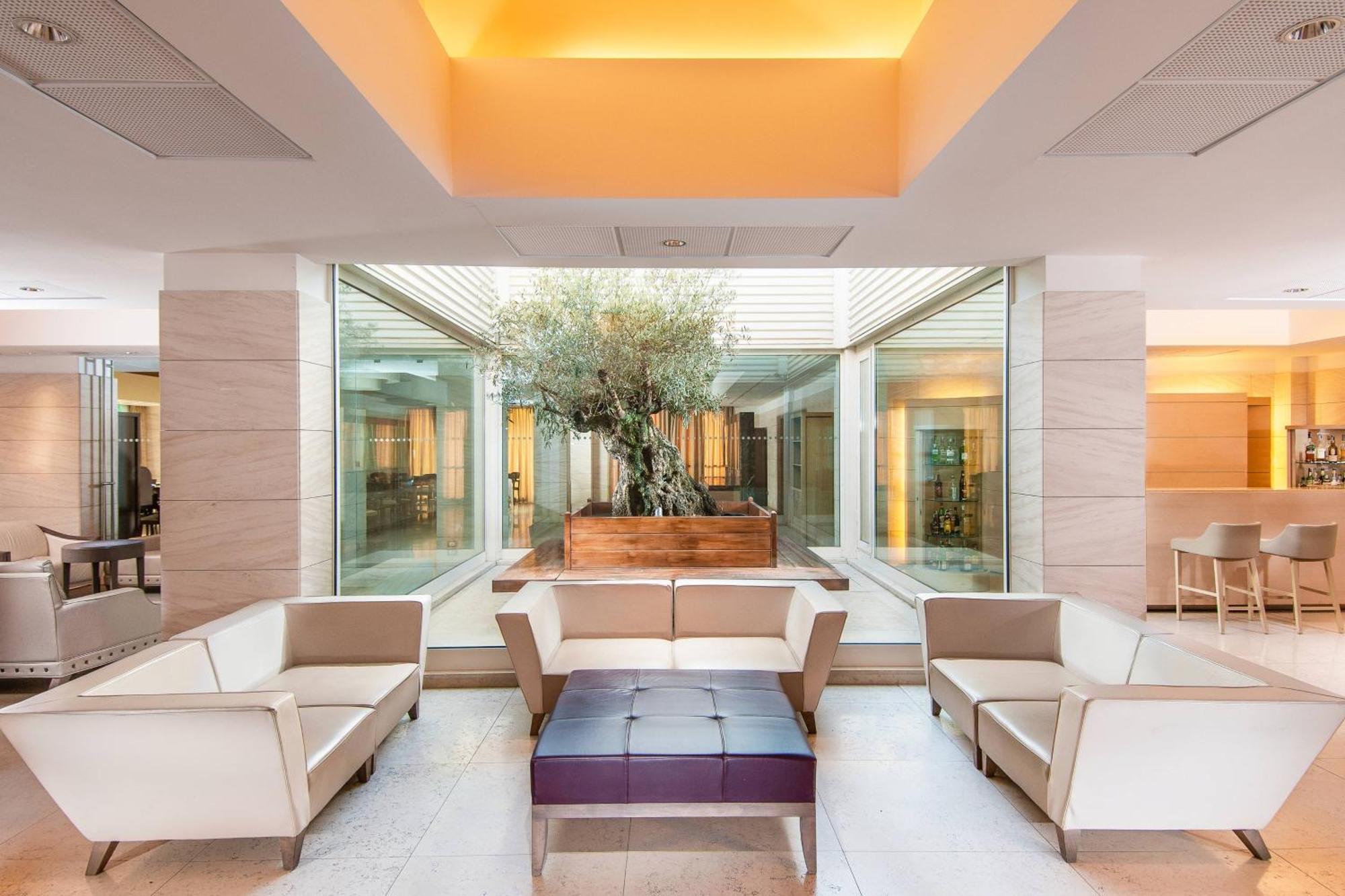 Sheraton Parco De' Medici Hotel 4*